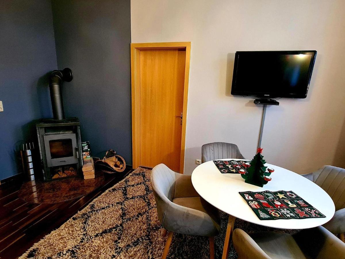 Apartment In Falkenstein With Wood-Burning Stove Eksteriør billede